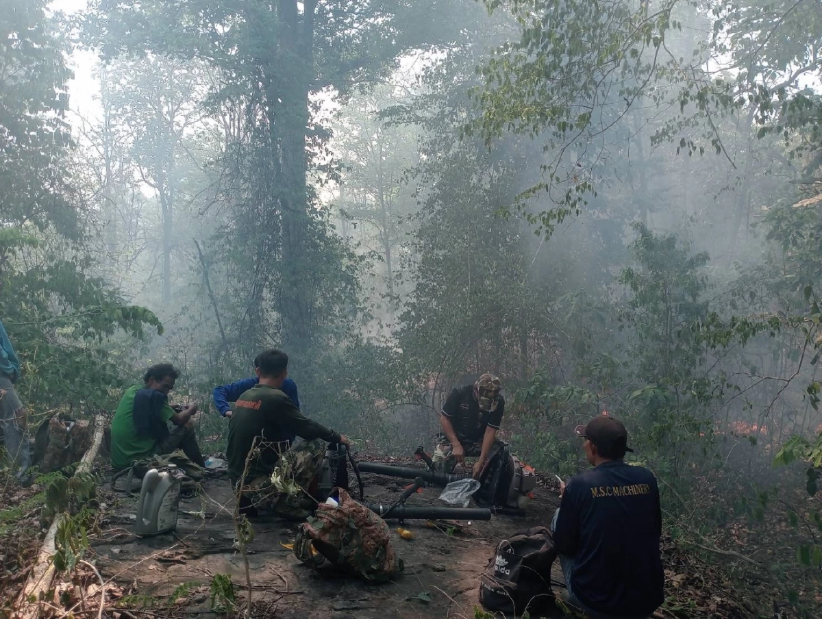 ไฟภูกระดึงวิกฤต! ไฟป่าโหมหนัก 3 วันยังดับไม่สนิท