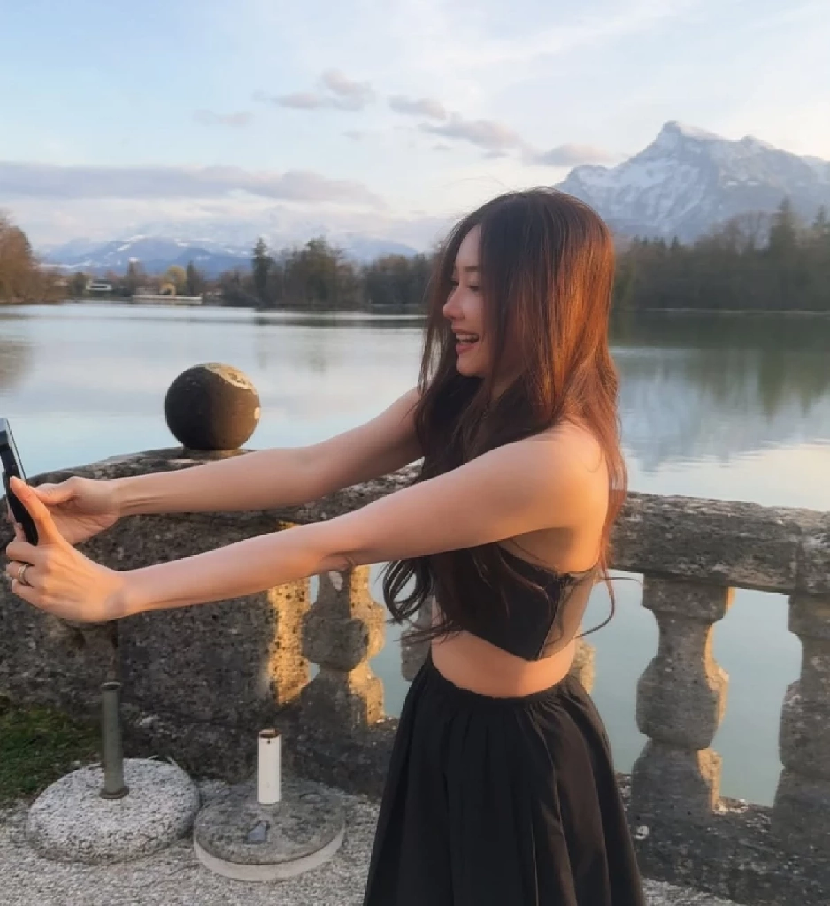 นานทีหวาน! นุ่น-ต๊อด เสิร์ฟภาพสวีทเหมือนฮันนีมูนรอบสอง