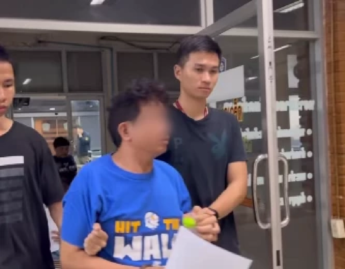 เพื่อนโผล่แฉชนวนเหตุ เจ้าของร้านตัดผม ลงมือลูกค้าหนุ่มดับ