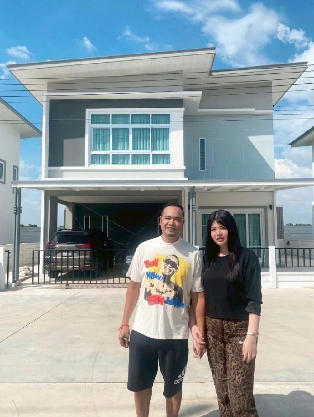 เปิดบ้านหลังใหญ่ "เหน่ง เหม่งจ๋าย" ซื้ออยู่กับ "ไอซ์" ภรรยา