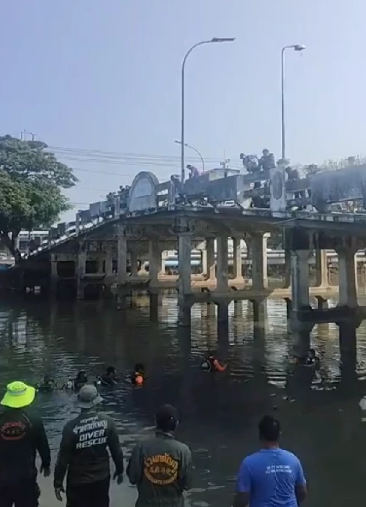 สลดใจสาว 17 เขียนจดหมายตัดพ้อถึงพ่อแม่ ก่อนลบตัวเองทิ้ง