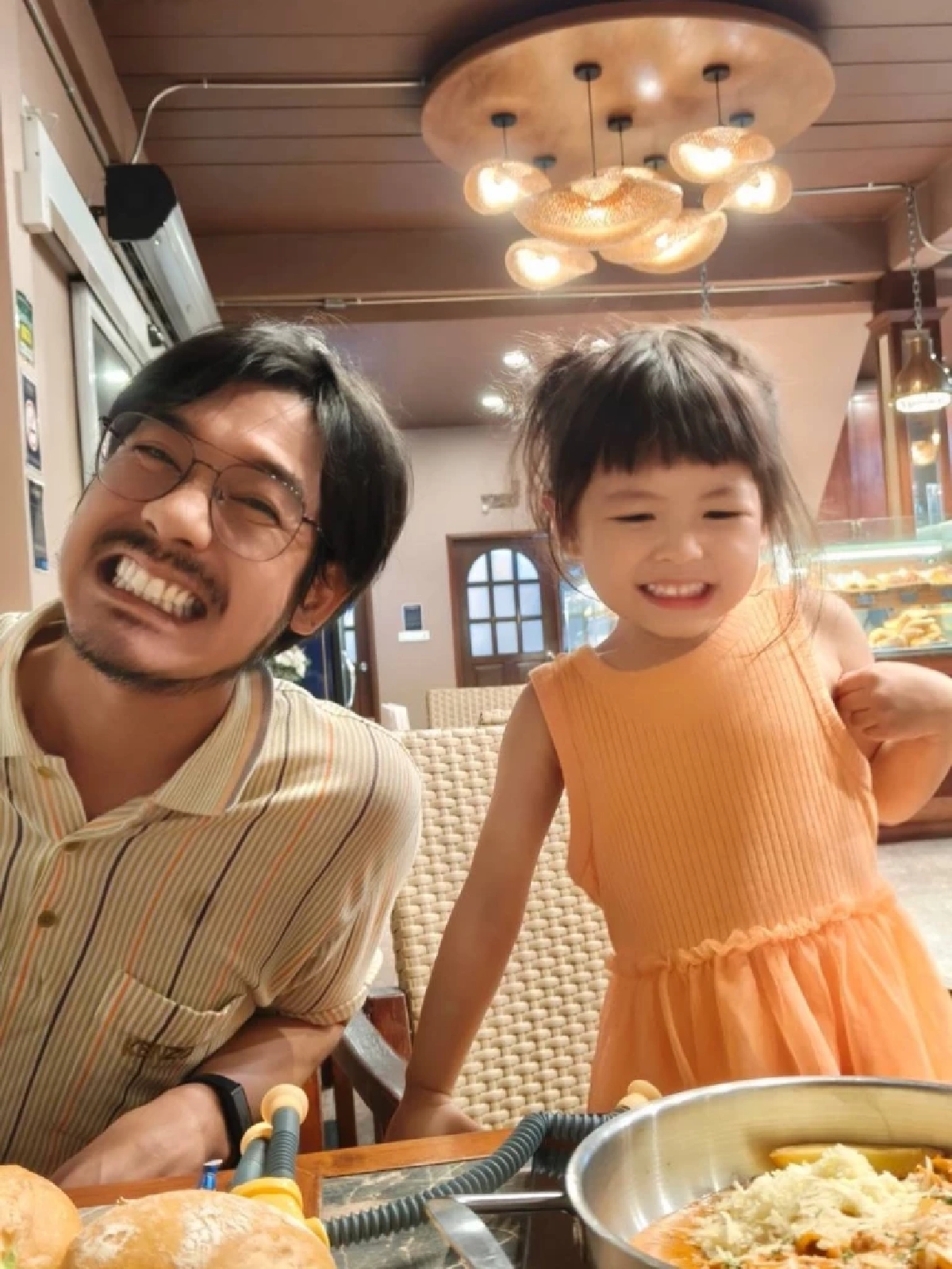 เวียร์ ศุกลวัฒน์  วันเกิดครบรอบ 41 ปี  โพสต์ซึ้ง ครอบครัวพร้อมหน้า