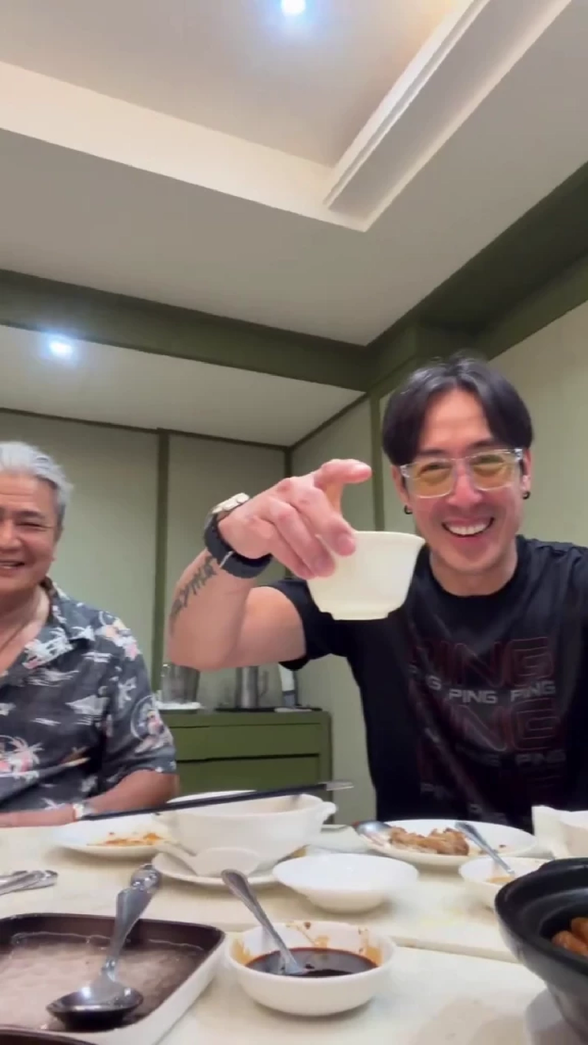 ภาพหายาก เจ เจตริน-ปิ่น เก็จมณี รวมตัวครอบครัวพร้อมลูกๆ  