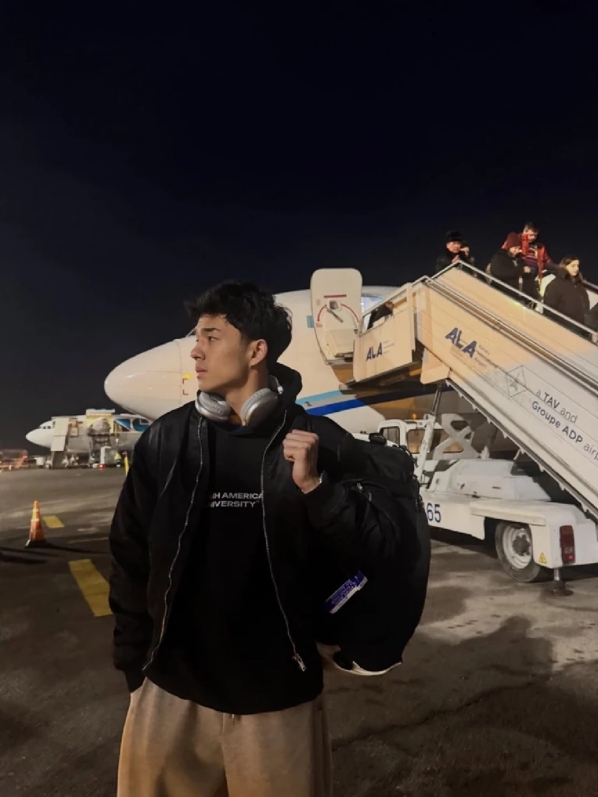 หรือจะใช่คนนี้? ลำไย ไหทองคำ ปล่อยคลิปใกล้ชิดหนุ่ม  แฟนคลับจับตา