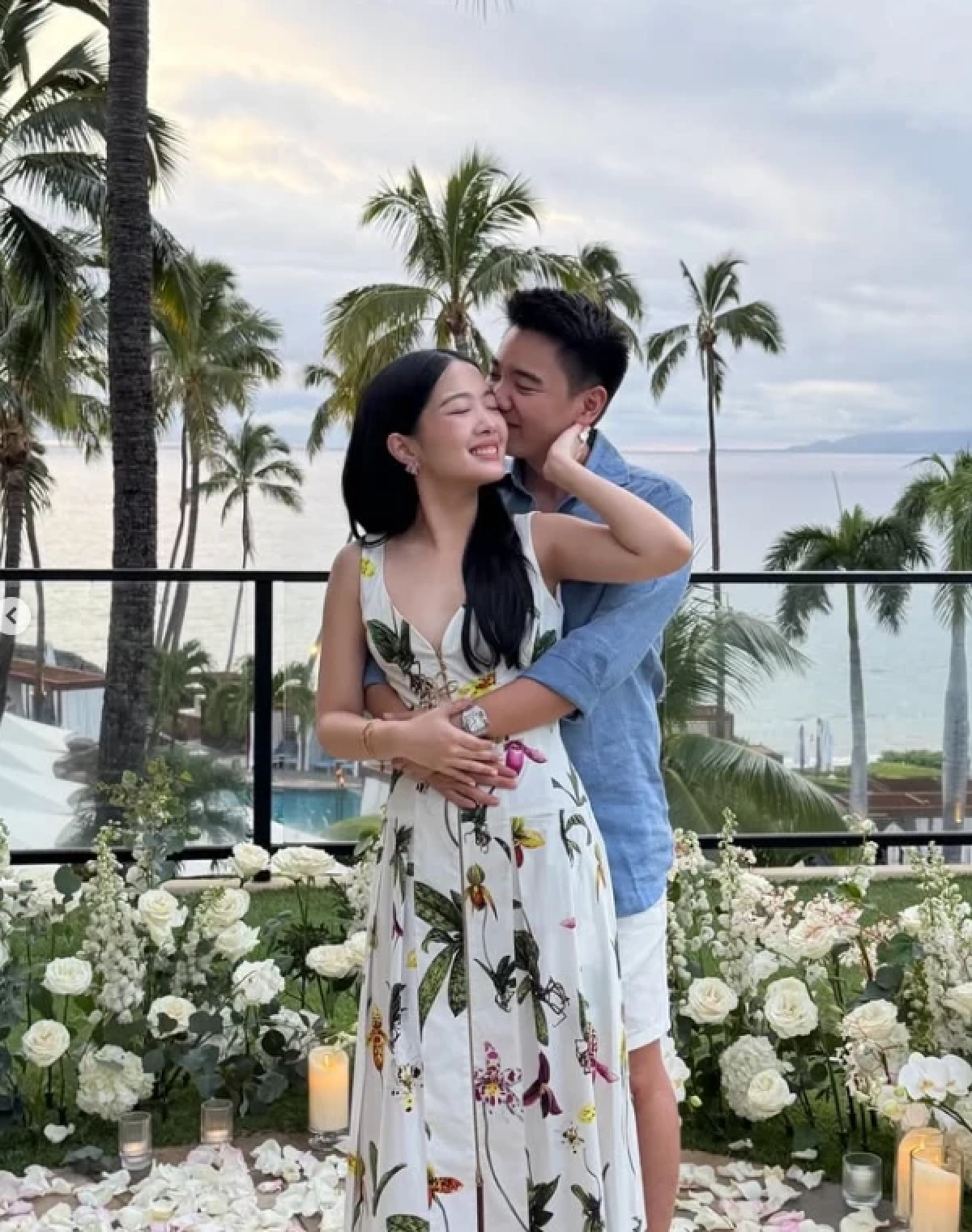 แห่ยินดี "แฮน ชัยธัช" ลูกชาย "บิ๊กแป๊ะ" คุกเข่าขอแฟนแต่งงาน