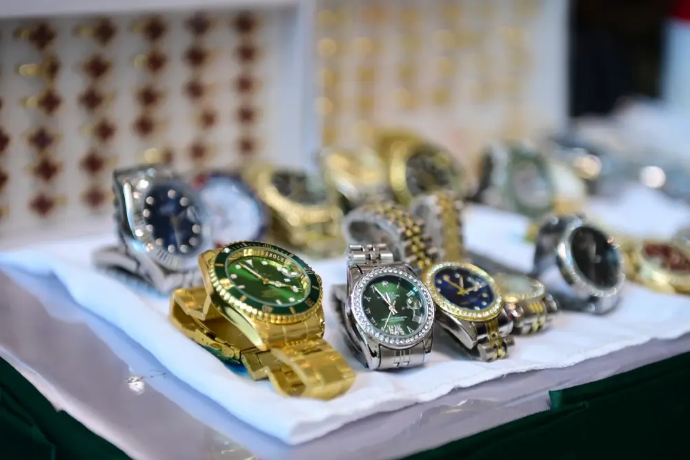 รัฐบาลผนึก “เศรษฐกิจ-ความมั่นคง-ยุติธรรม” ปราบสินค้าละเมิดฯ 6 เดือน ยึดกว่า 1.3 ล้านชิ้น