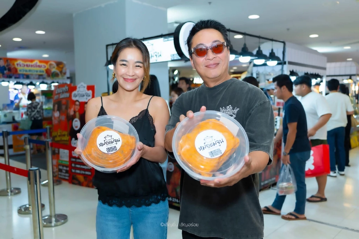 ทุ่มไม่อั้น เปิ้ล นาคร ศิลาชัย เปิดรับซื้อมะพร้าวล็อตใหญ่  