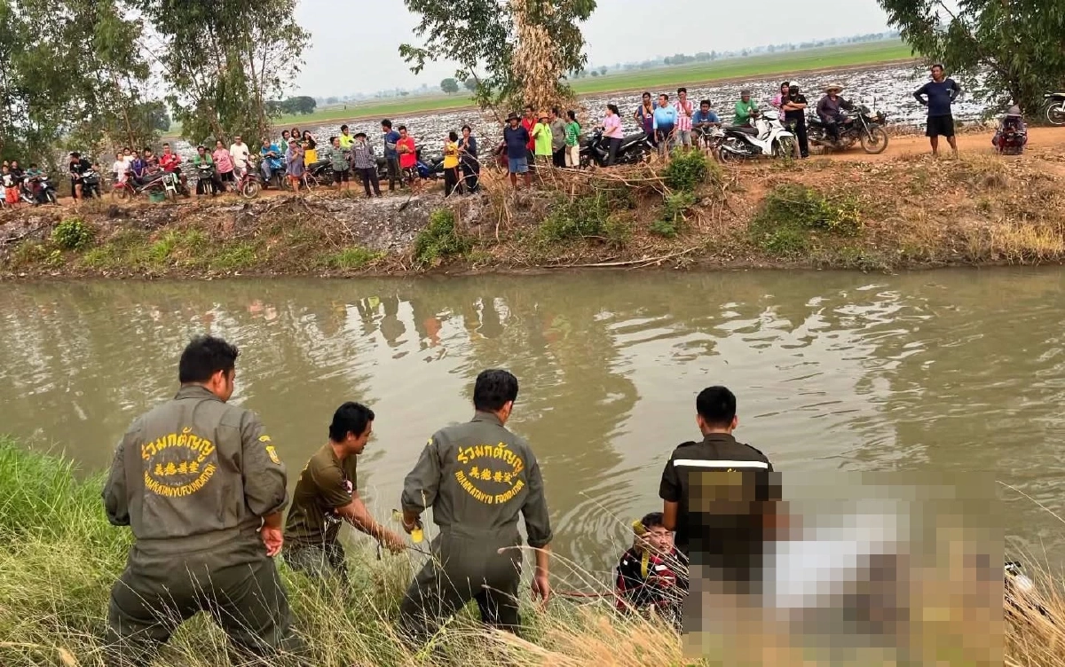 สุดเศร้า พ่อผู้เสียสละ ดันลูกเมีย 4 คนรอดพ้นน้ำ แต่ตัวเองยอมจากไป