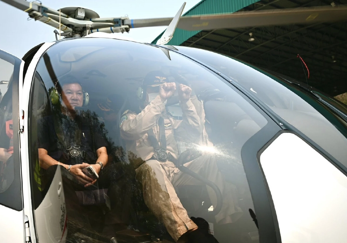 เกาะติดฟ้าเชียงใหม่ ปลัดมหาดไทยขึ้น ฮ. สแกนไฟป่า สั่งฟันต้นเหตุฝุ่น