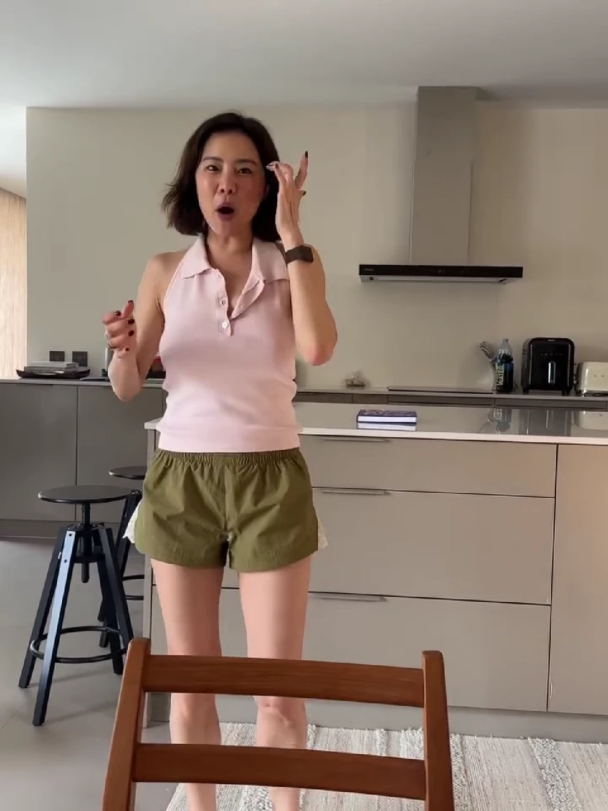 “โอปอล์” เล่าประสบการณ์บ้าน “คริส หอวัง” ฮาทั้งโซเชียล