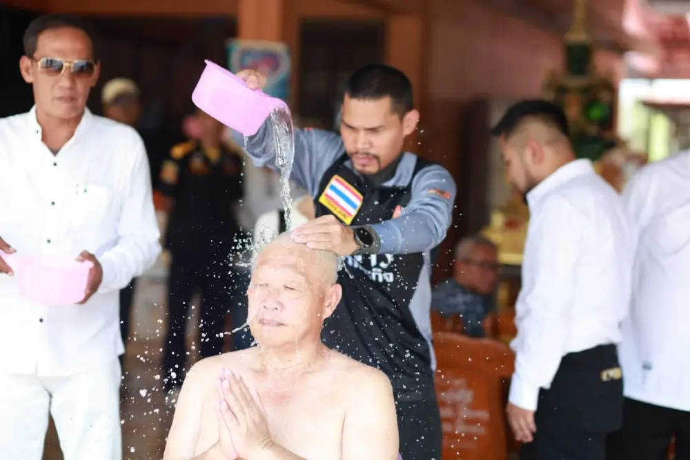 ลูกชายเฝ้าร่างแม่ 3 วัน ได้ฤกษ์บวช กุศลใหญ่ตั้งใจบวชตลอดชีวิต