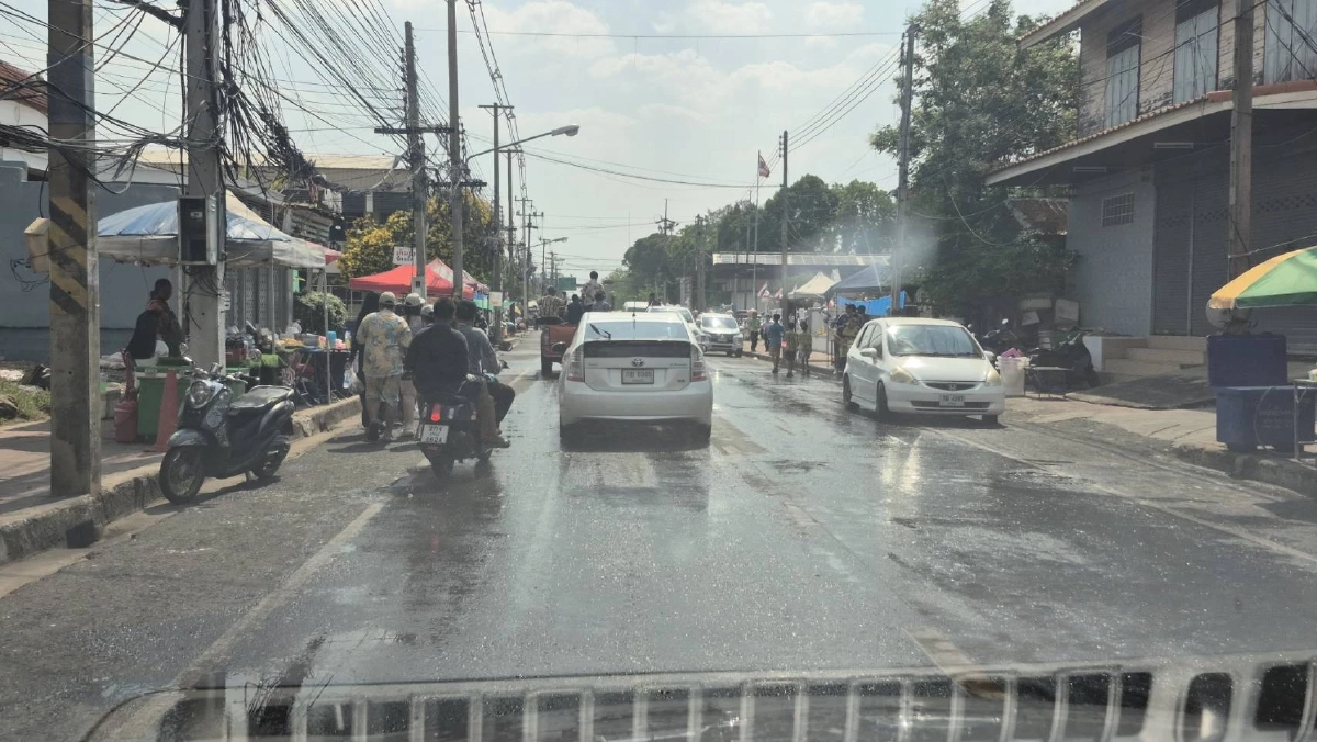 สงกรานต์บุรีรัมย์วันแรกเงียบเหงา แม่ค้าโอดขาดทุนยับ