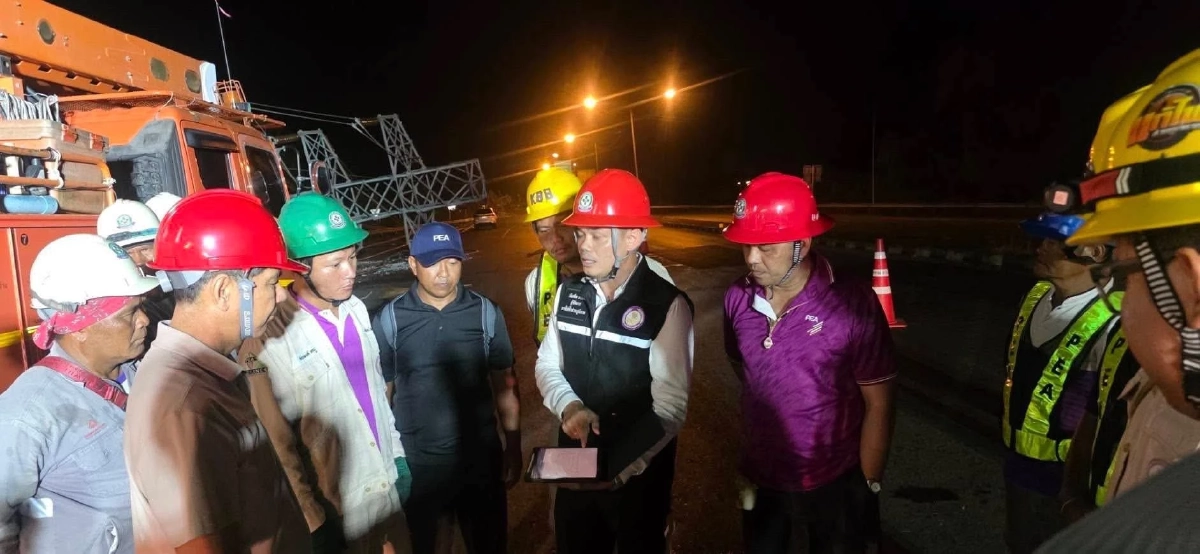 พายุถล่มกบินทร์บุรี! เสาไฟล้มระนาว ไฟดับนับพันครัวเรือน