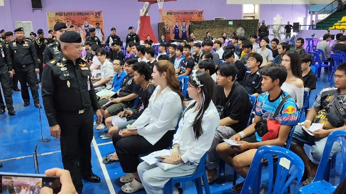 แม่ทัพภาคที่ 3 ตรวจเยี่ยมเกณฑ์ทหารพิษณุโลก ยอดสมัครใจพุ่ง 80%