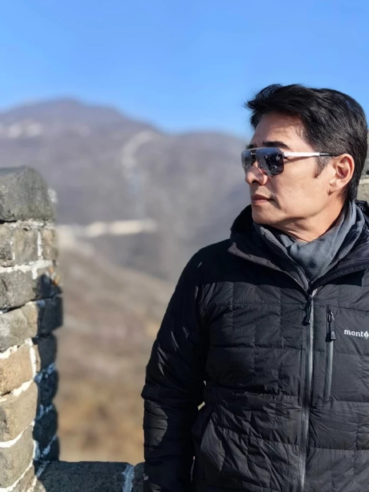 อายุเป็นเพียงตัวเลข “ก้อง สหรัถ” โชว์ลุคหล่อที่จีน แฟนๆ แห่ชม