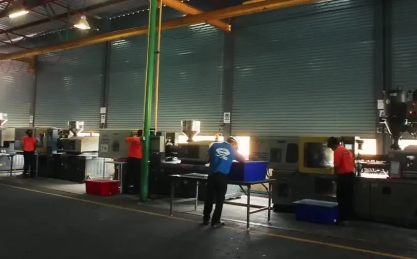 300 ชีวิตน้ำตาคลอ โรงงานดังไปต่อไม่ไหว ประกาศปิดกิจการ