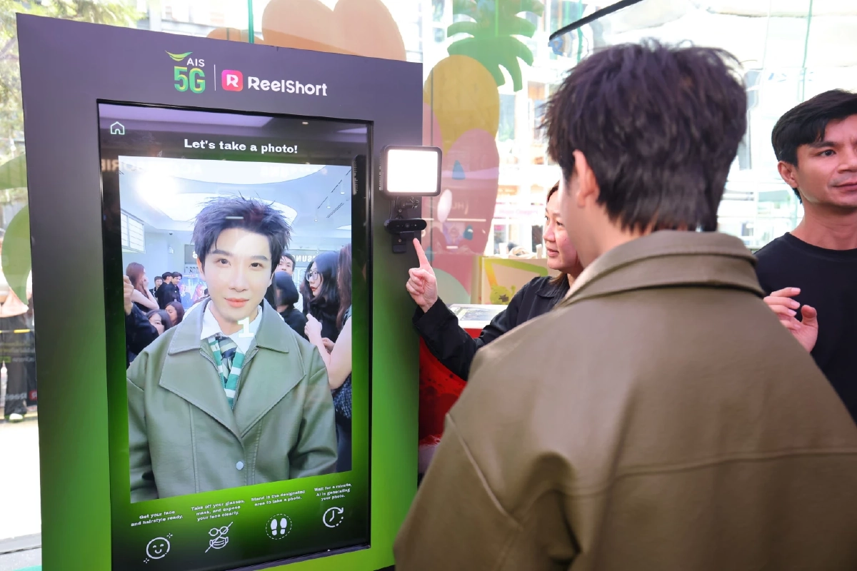 เฟิร์ส-ข้าวตัง ร่วมงานเปิดตัวความบันเทิงซีรีส์แนวตั้ง AIS x ReelShort