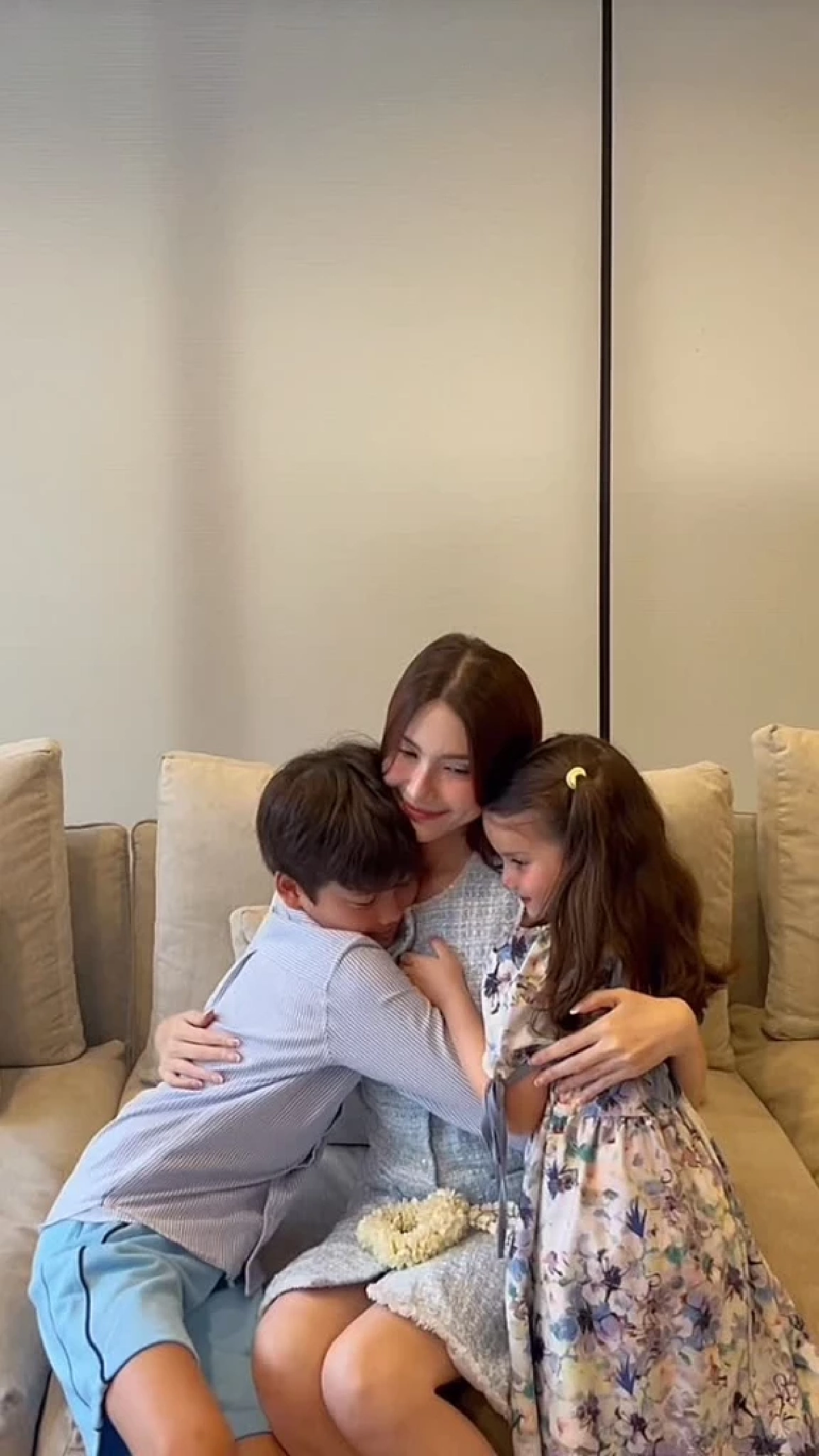 ลุ้นข่าวดี ซาร่า คาซิงกินี ประกาศท้อง ทำ แดริล ยัง ร้องไห้ดีใจ