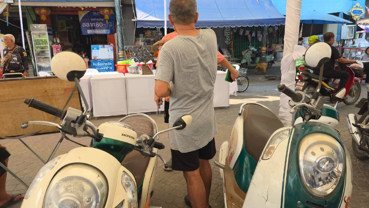 วุ่นแต่เช้า! พ่อค้าหวยแจ้งจับโจรลักรถ สุดท้ายคดีพลิก