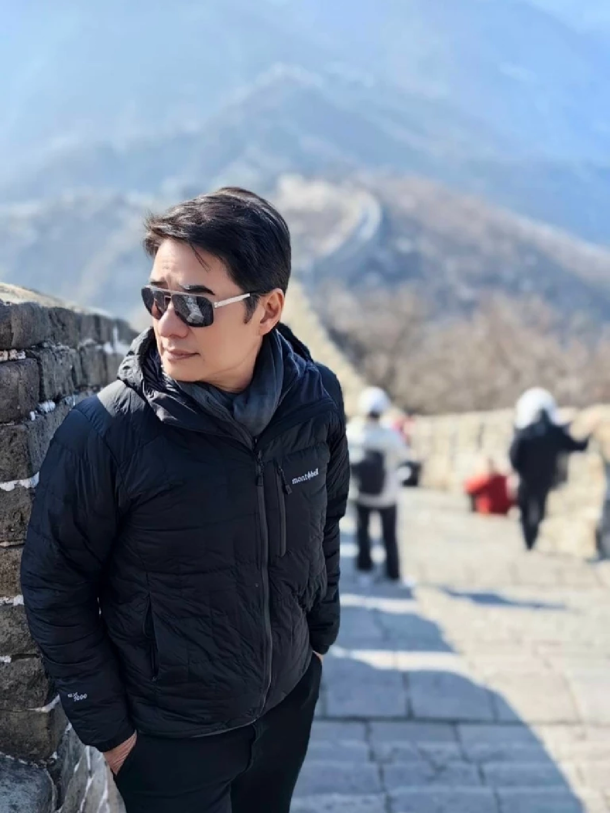 อายุเป็นเพียงตัวเลข “ก้อง สหรัถ” โชว์ลุคหล่อที่จีน แฟนๆ แห่ชม