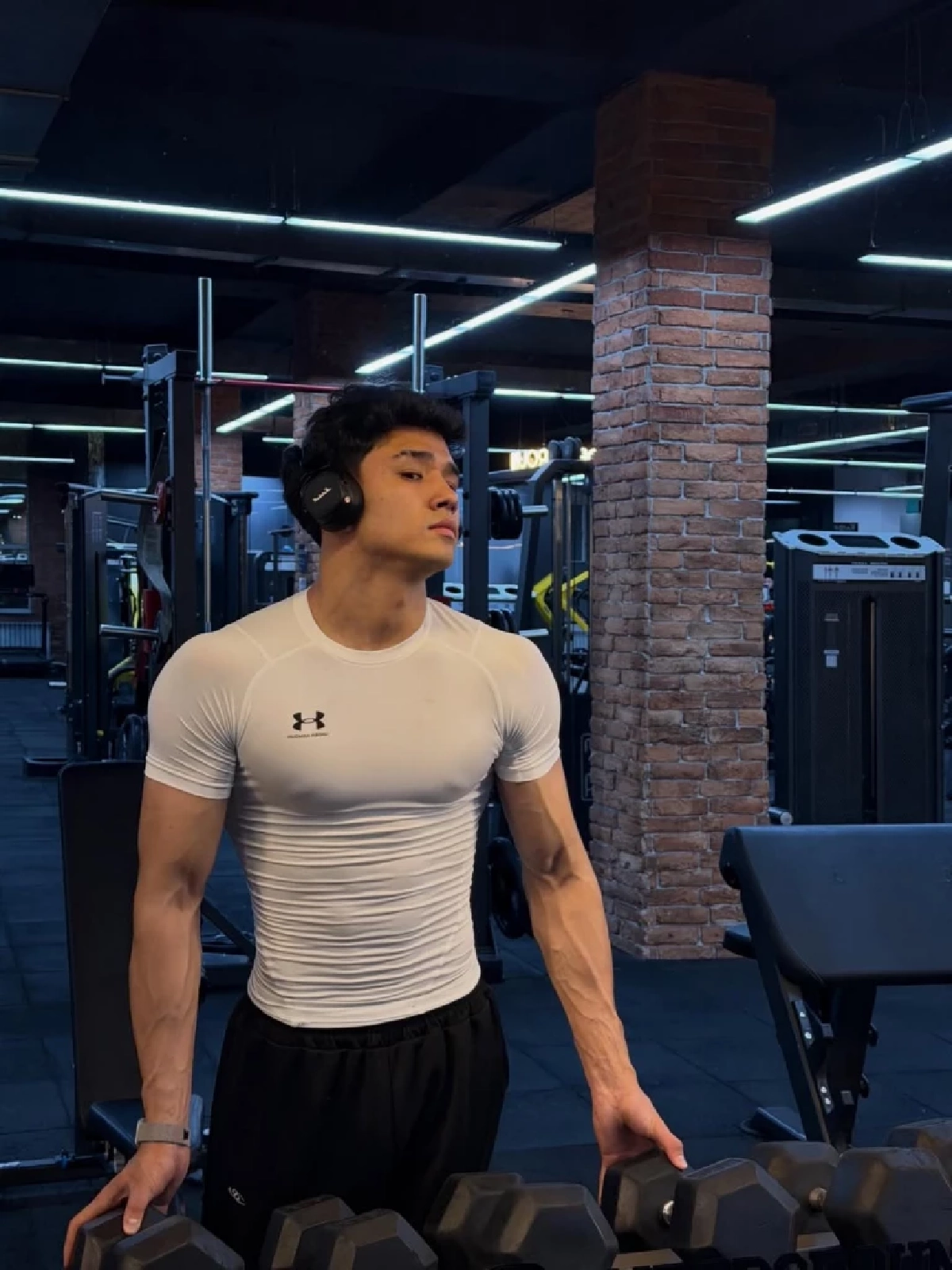 หรือจะใช่คนนี้? ลำไย ไหทองคำ ปล่อยคลิปใกล้ชิดหนุ่ม  แฟนคลับจับตา