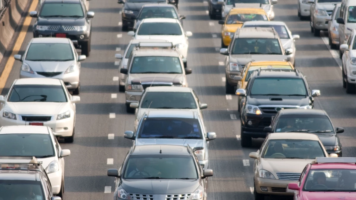 ขับฟรีช่วงหยุดยาว! รวมเส้นทางด่วน–มอเตอร์เวย์ฟรี สงกรานต์ 2569