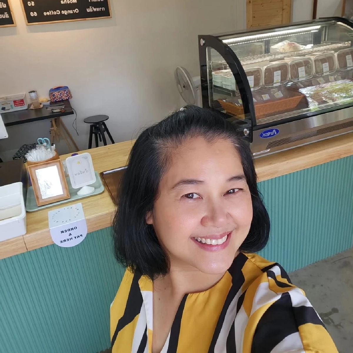 อดีตผู้ประกาศข่าวชื่อดัง เปิดภาพชีวิตเรียบง่ายใน “มีสุขแลนด์”