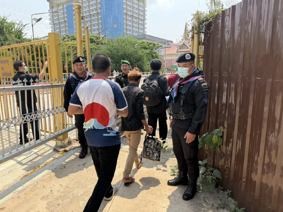 กกล.บูรพาผนึกกำลังส่ง 49 กัมพูชาคืนถิ่นหลังจบคดี ณ ด่านคลองลึก