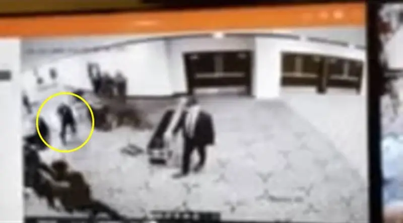 เจ็บ 1 ราย โดนัลด์ ทรัมป์ เปิดวงจรปิดนาทีคนร้ายบุกลอบเป่ากระหม่อม