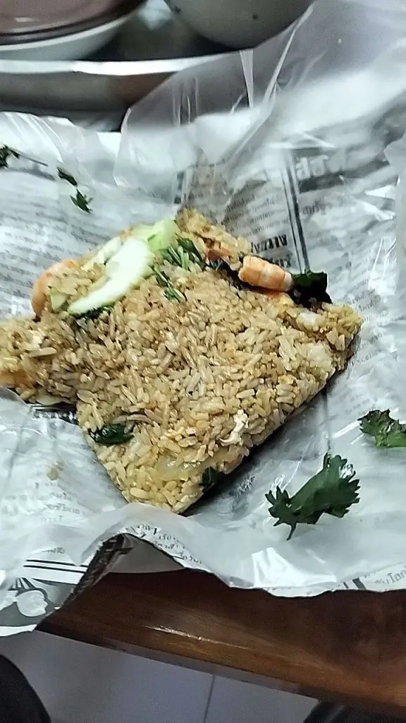 รู้แล้วอันตรายไหม ดราม่าข้าวผัดห่อหนังสือพิมพ์ หลังไวรัลสนั่น