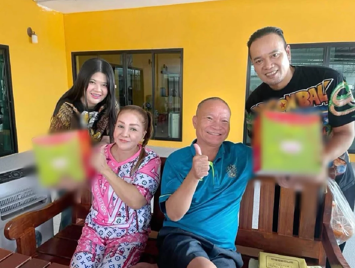 กระจ่าง "ไอซ์" โทรปรึกษาผู้ใหญ่คนไหน ก่อนรีบไปรับอัฐิเหน่ง