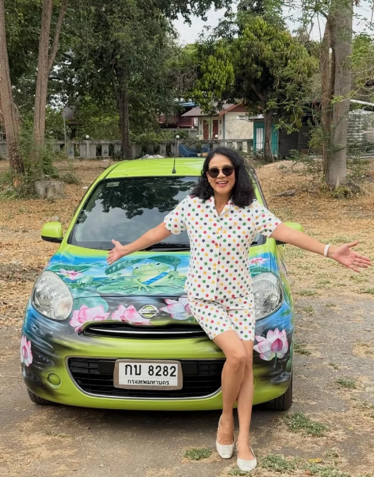 กบ ปภัสรา เปิดรถคู่ใจ ขับเข้าสวนเก็บมะม่วง ทะเบียนสวยจำง่าย