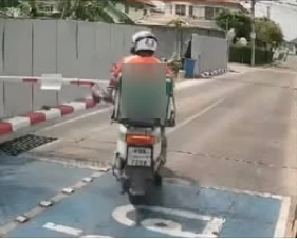 งานเข้า "ทนายเกิดผล" เตือน ไรเดอร์ถีบไม้กั้น เสี่ยงโดนข้อหาหนัก