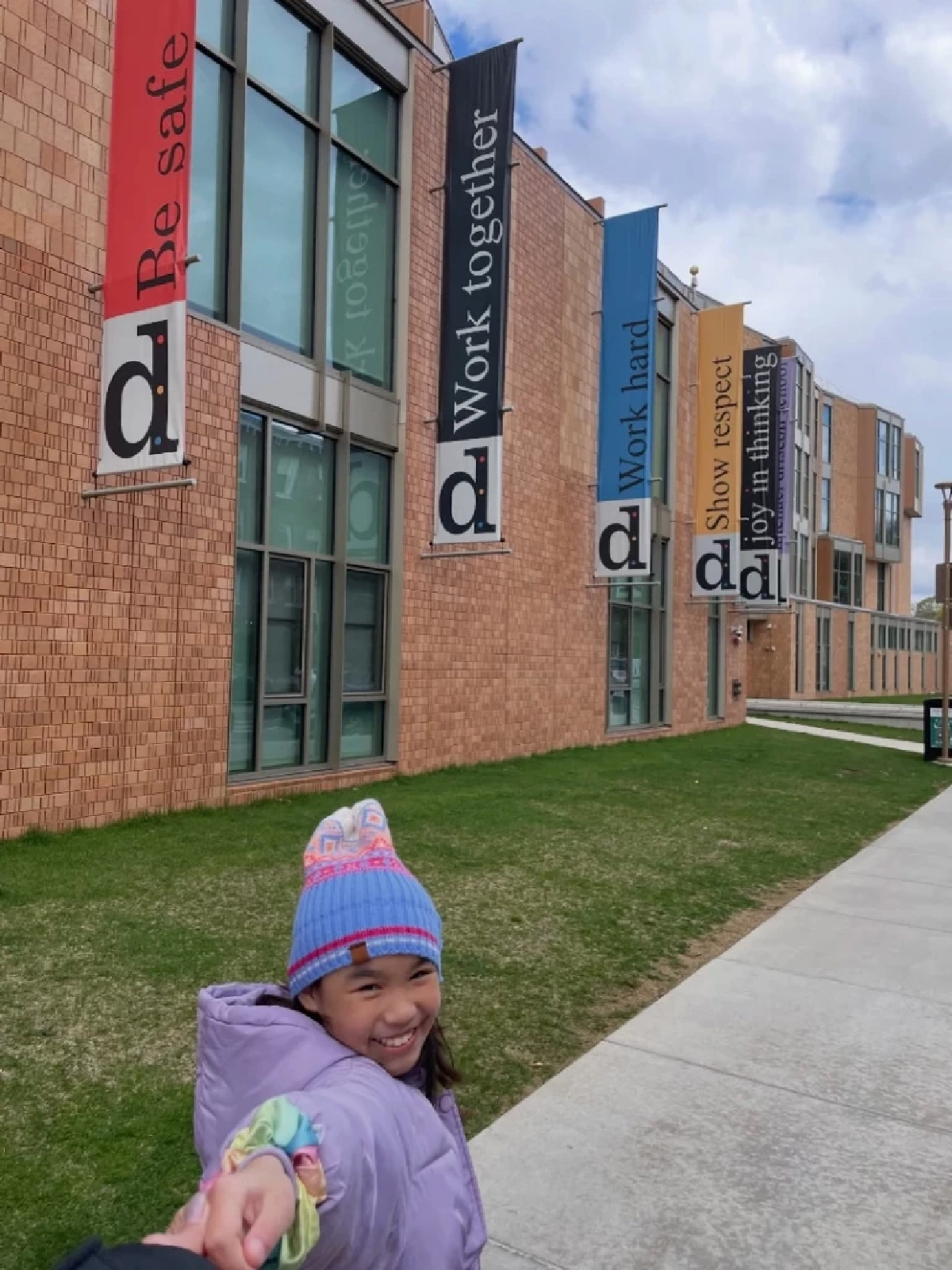 ต่าย ชุติมา บินหาลูกสาว น้องพิพิม ถึงบอสตัน ภาพแม่ลูกอบอุ่น