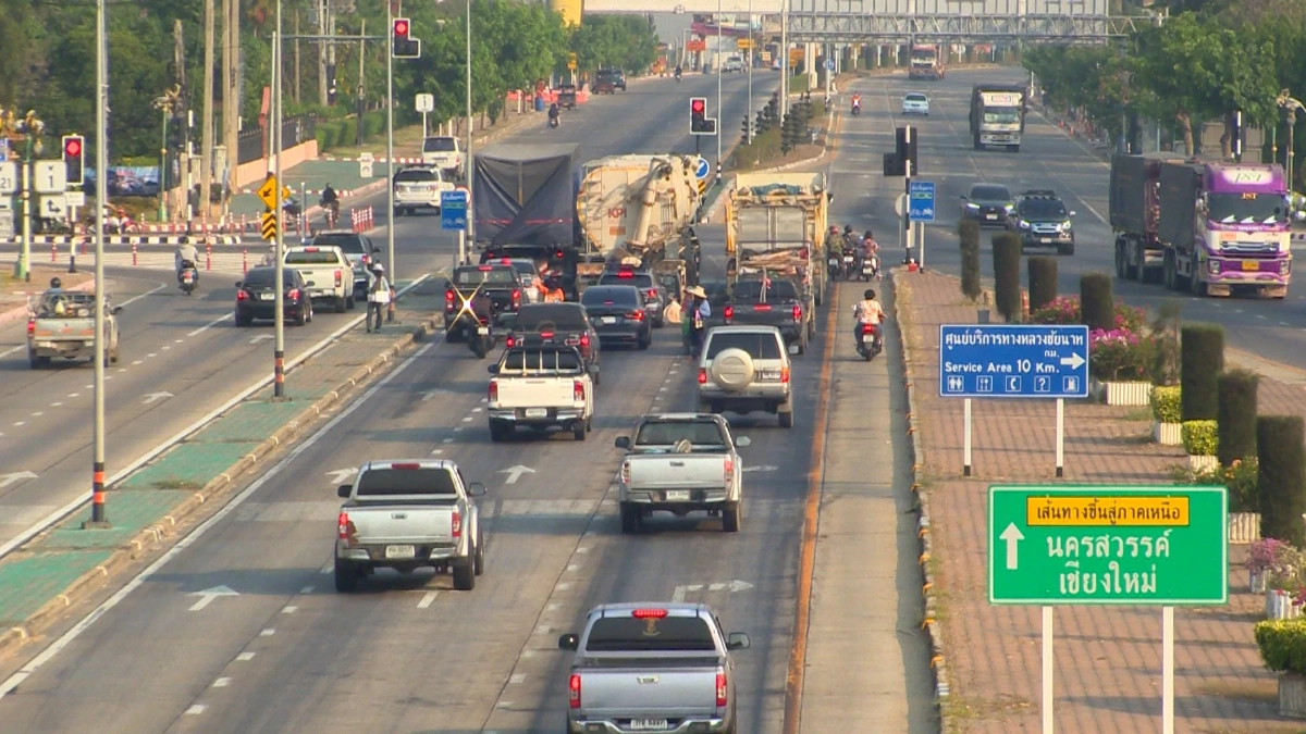 จราจรขึ้นเหนือยังคล่องตัว สั่งปิดจุดกลับรถเสี่ยงรับสงกรานต์