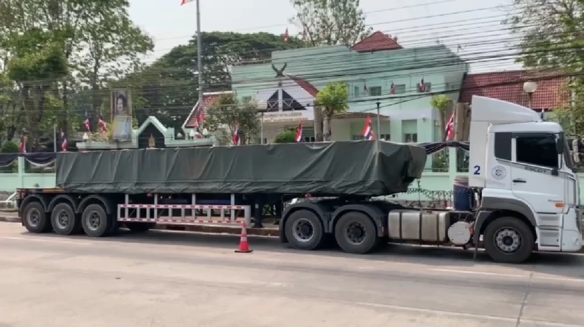 ศุลกากรรวบรถบรรทุกขนน้ำมันเถื่อน 1.6 หมื่นลิตร มูลค่ากว่า 7 แสน