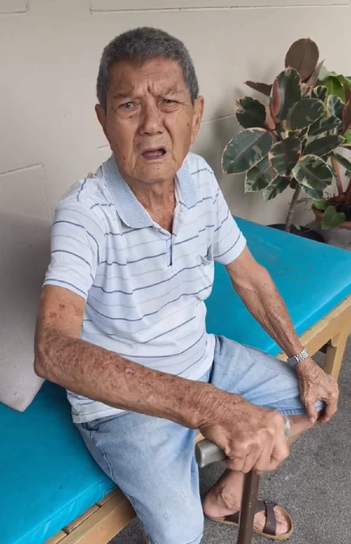 "ไบรอันตัน" สุดเศร้าสูญเสีย "คุณพ่อตัน อาบาห์" ในวัย 90 ปี