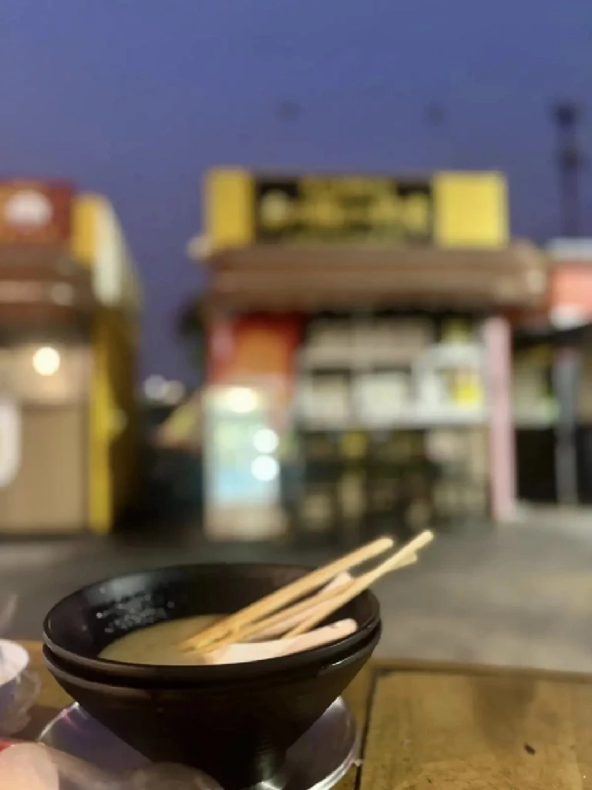 หนุ่มรีวิวราเมงดัง เจอเหตุไม่คาดคิด หลังร้านเป็นไวรัลวันเดียว