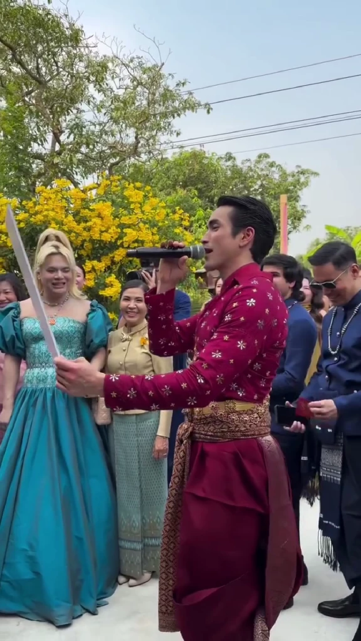 เปิดภาพพิธีหมั้น “ณเดชน์-ญาญ่า” งดงามแบบไทยที่ขอนแก่น