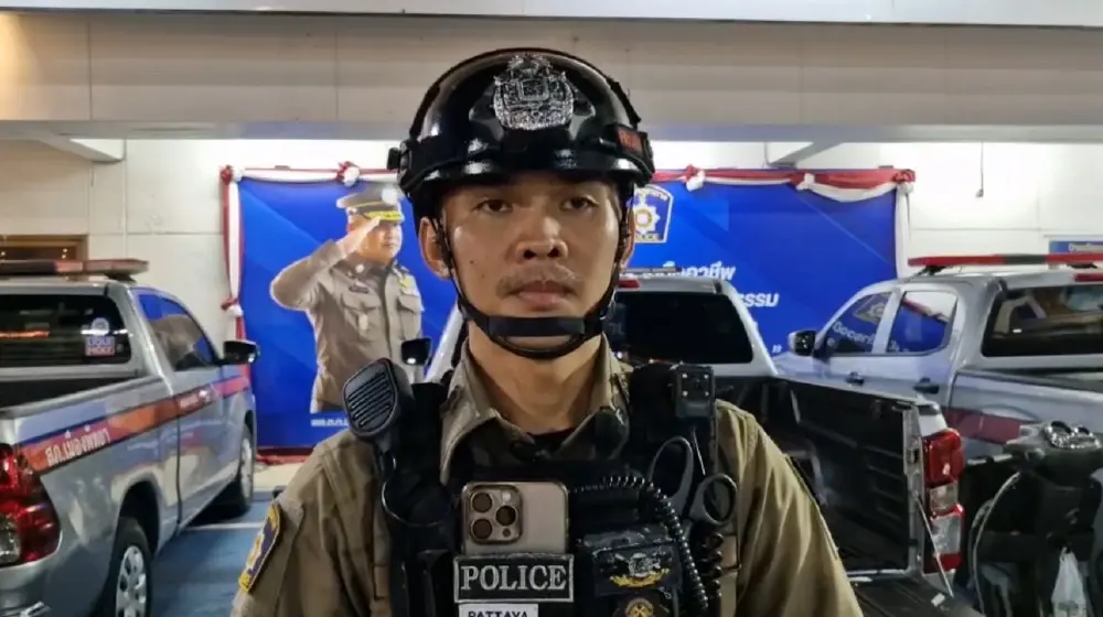 ตำรวจพัทยาน้ำใจงาม มุดใต้ท้องรถช่วยลูกแมวปลอดภัย ประชาชนชื่นชม