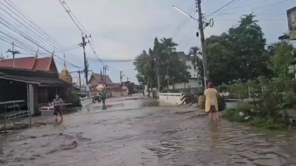 อ่วม! น้ำป่าดอยขุนตาลซัดลำปางจม ชาวบ้านโอดท่วมซ้ำซากทุกปี