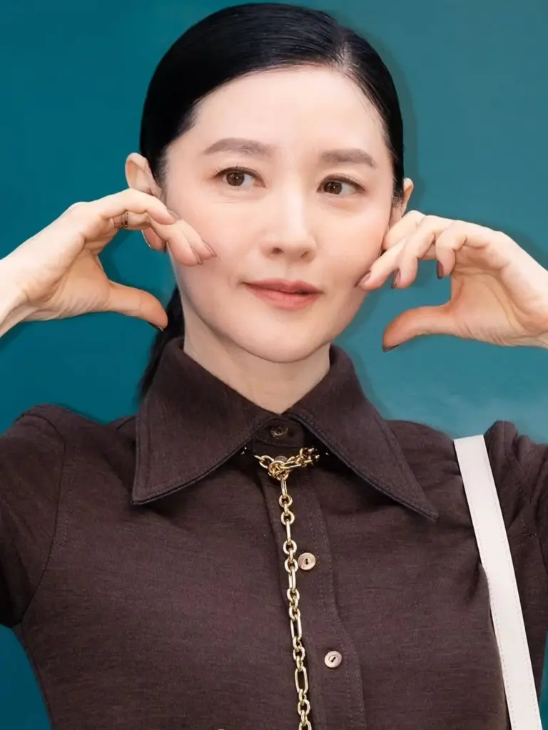 “ลียองเอ” วัย 54 ปี สวยไม่เปลี่ยน แฟนๆ แห่ทักเหมือนสมัยแดจังกึม