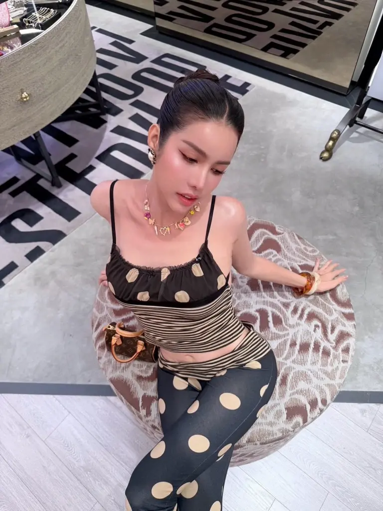 "นารา เครปกะเทย" ตอบพีค หลังโดนทัวร์ลงใส่ชุดหรูหลักล้าน 
