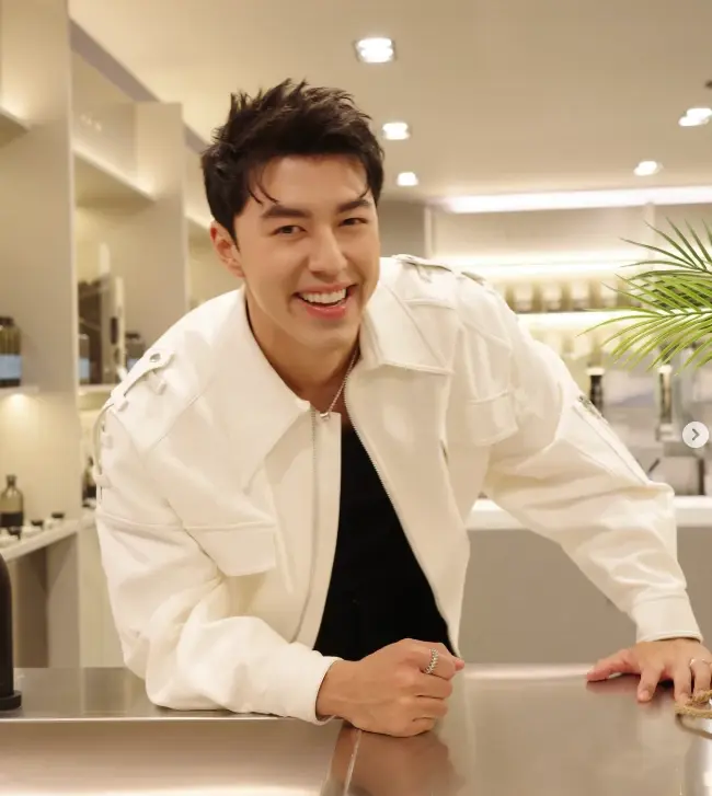 เปิดวาร์ป "สาวหมวย" ที่"นาย ณภัทร" เข้าไปกดไลก์หัวใจให้ทุกรูป