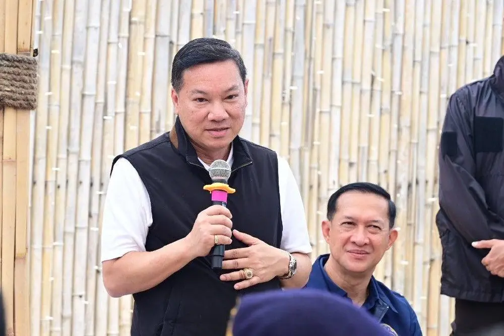 ลุยหาดบางเทา อนุทินลั่นกลางภูเก็ต ใครรังแกคนไทย เจอของจริง