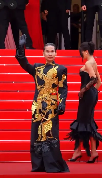 เปิดสาเหตุ "ดีไซเนอร์เขมร" ถูกหิ้วลงพรมแดงเมืองคานส์