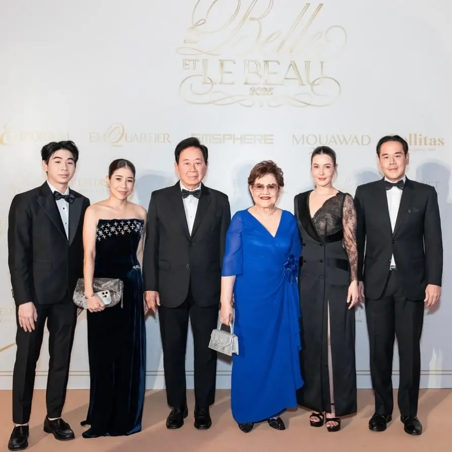 ครบทีม “เองตระกูล” ภาพหาดูยาก “เป๊ก สัณณ์ชัย” กับครอบครัว 
