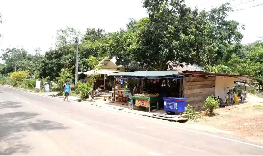 ชายแดนเดือด! โดรนปริศนาโผล่ ชาวบ้านจี้นายกฯ สร้างกำแพง