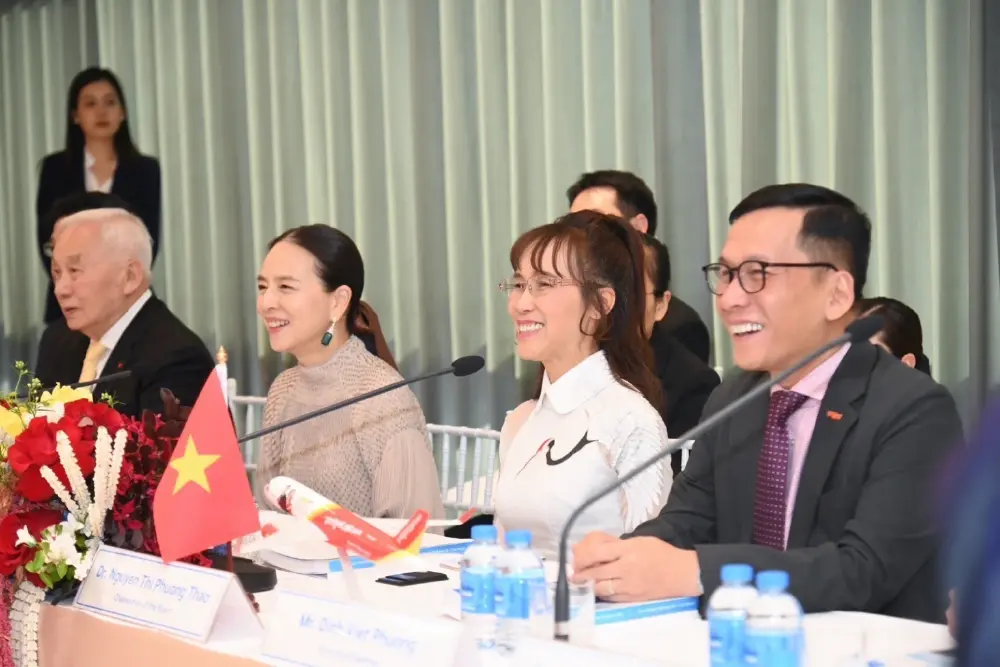 เมืองไทยประกันภัย ผนึก Vietjet Group ปั้นพันธมิตร ธุรกิจ ฟุตบอล ไทย-เวียดนาม