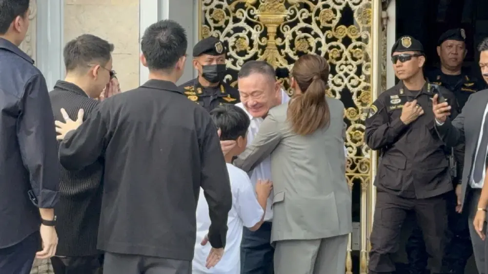 วันนี้ที่รอคอย "ทักษิณ" พักโทษ-คุมประพฤติ ออกจากเรือนจำแล้ว